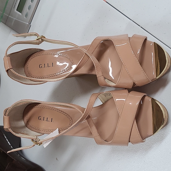 G.I.L.I cork wedges - Picture 2 of 6